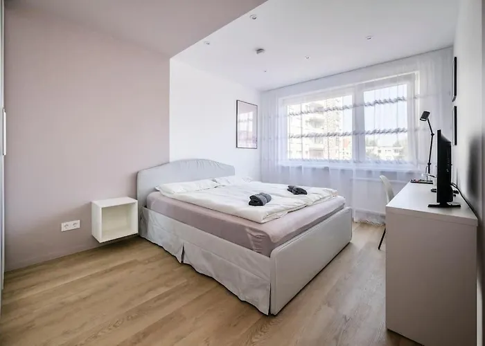 Apartment Goldenhugo *