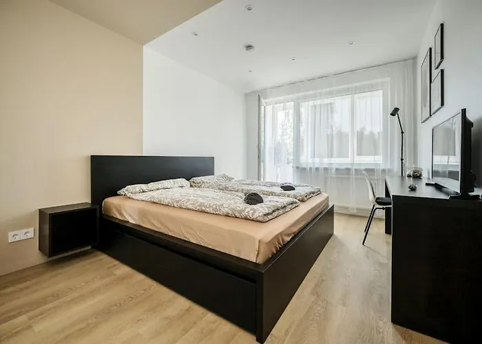 Apartment Goldenhugo *