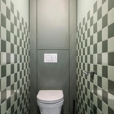 Goldenhugo Apartment