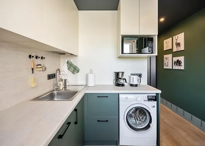 Goldenhugo Apartman *